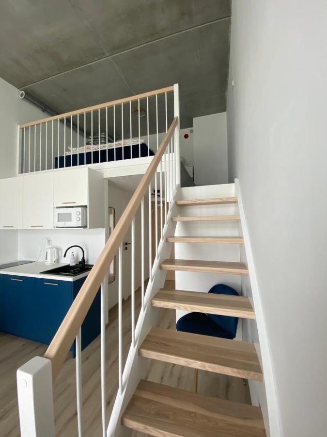 Apartament Wroclaw-Lotnisko Εξωτερικό φωτογραφία